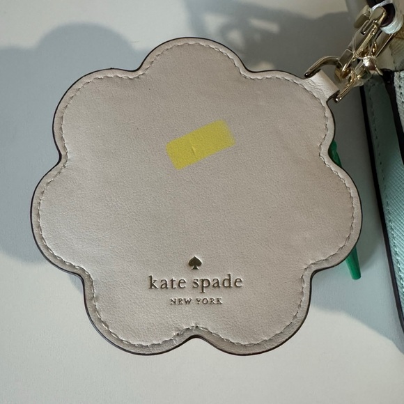Kate Spade Day Tripper Triple Wristlet NWT - Picture 12 of 12